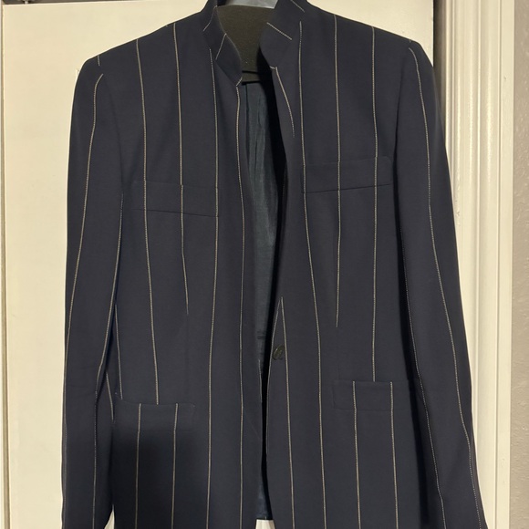Vintage Giorgio Armani Blazer - Picture 5 of 7